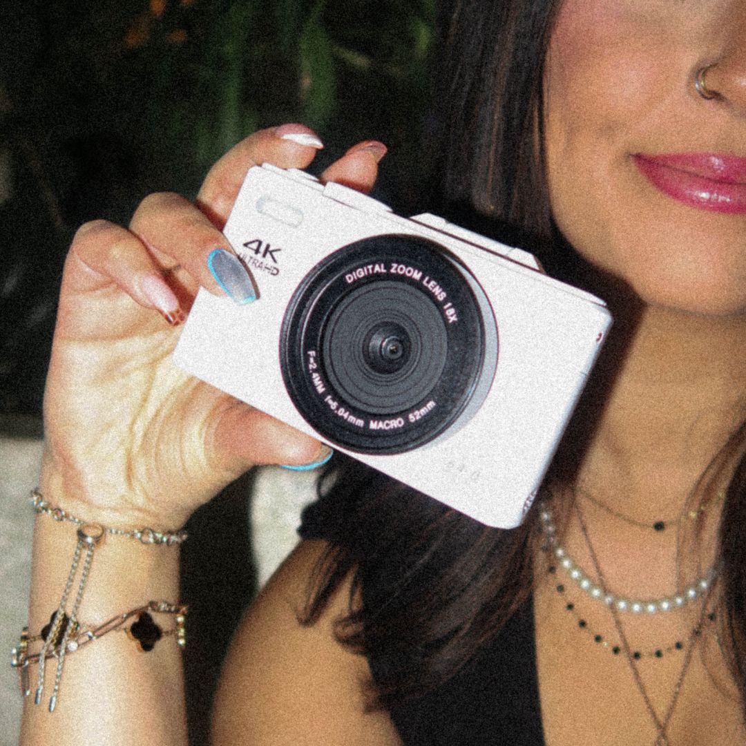 Snap'd Flip 4K Selfie Screen Camera